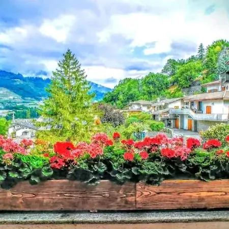 Panoramica - 200mq - - Giardino Privato - 0039-34893-66818 * Aosta