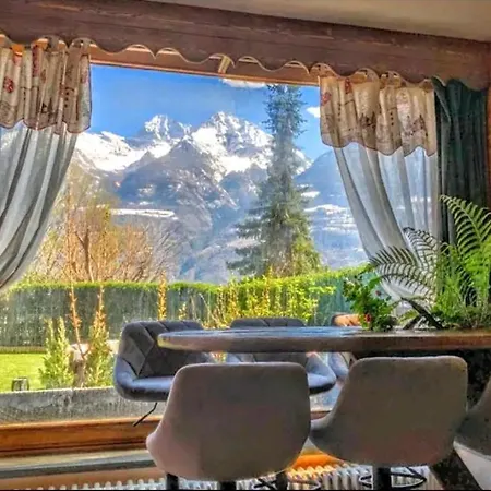 Panoramica - 200mq - - Giardino Privato - 0039-34893-66818 * Aosta