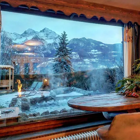 Villa Panoramica - 200mq - - Giardino Privato - 0039-34893-66818 *