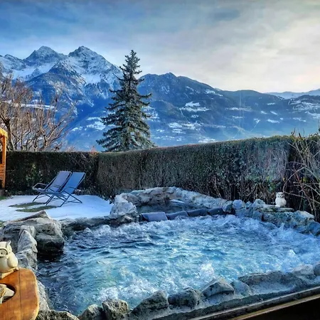 Villa Panoramica - 200mq - - Giardino Privato - 0039-34893-66818 Aosta